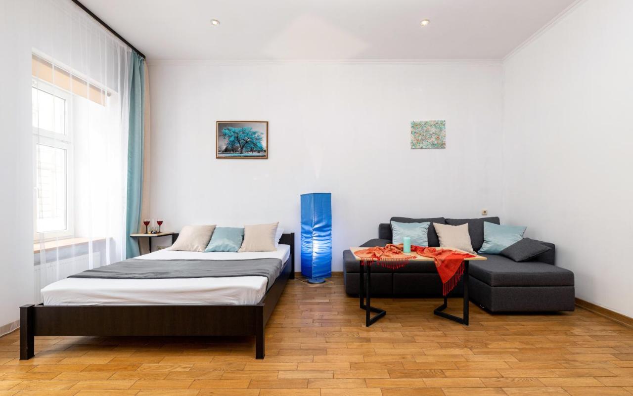 Затишний Відпочинок В Центрі Львова Apartment Ngoại thất bức ảnh